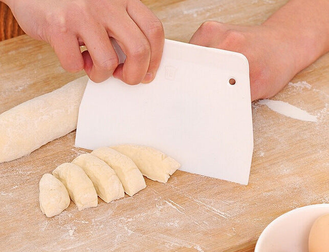 Classic Pastry Dough Cutter