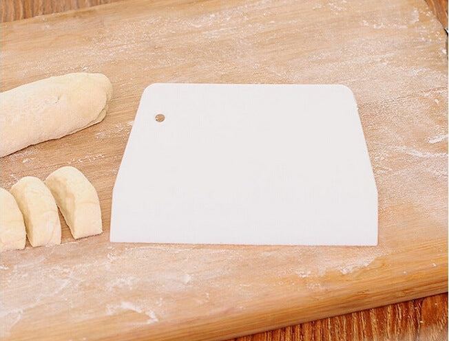 Classic Pastry Dough Cutter